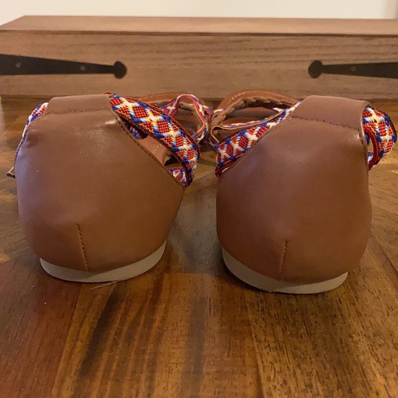 Indigo Rd sandals shoes Boho  Adjustable Strappy Flat 9 - Picture 6 of 11